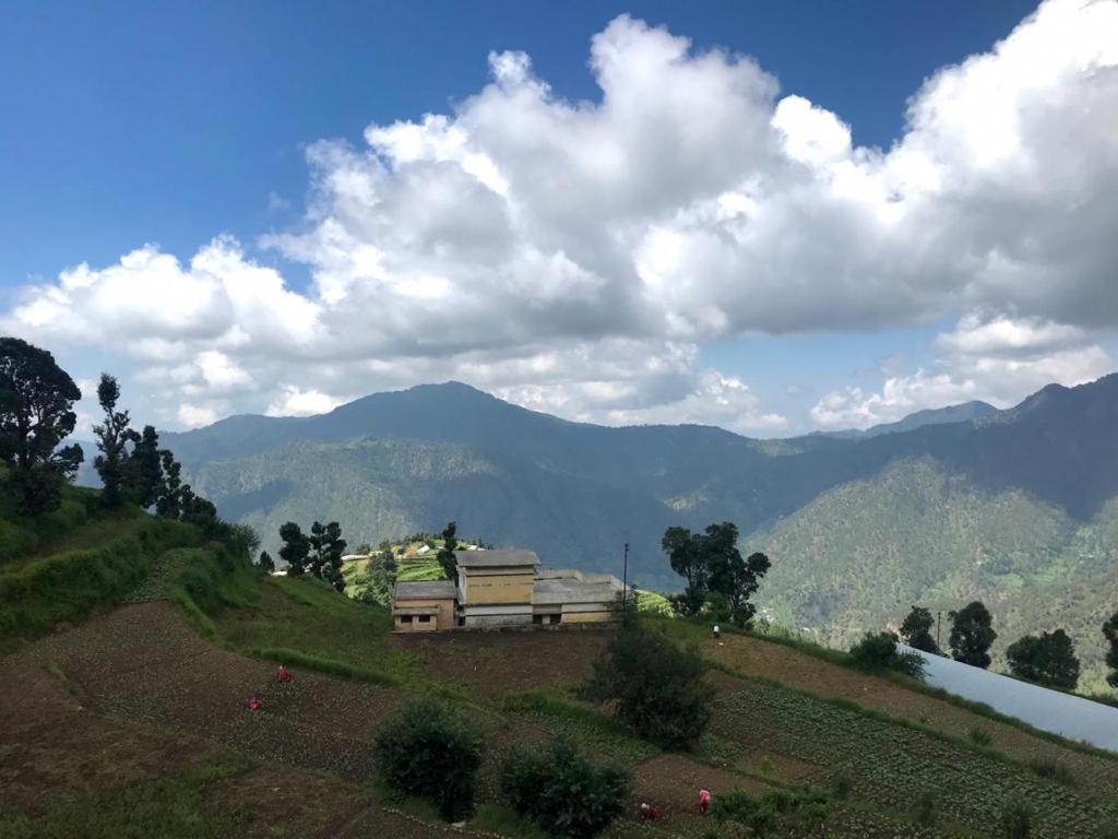 Green View Resort New Tehri Exteriér fotografie